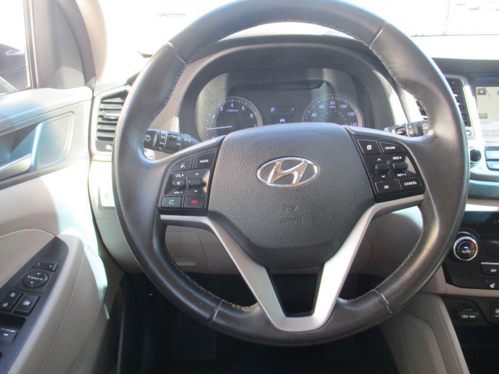 2017 Hyundai Tucson Image 11