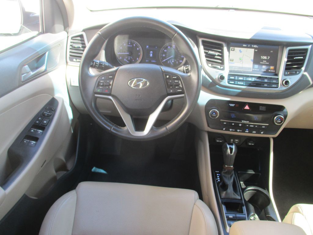 2017 Hyundai Tucson Image 12
