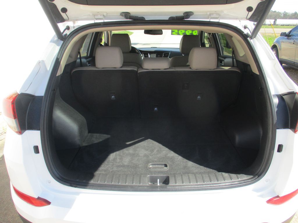 2017 Hyundai Tucson Image 15