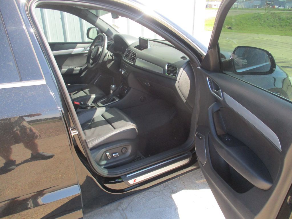 2018 Audi Q3 Image 24