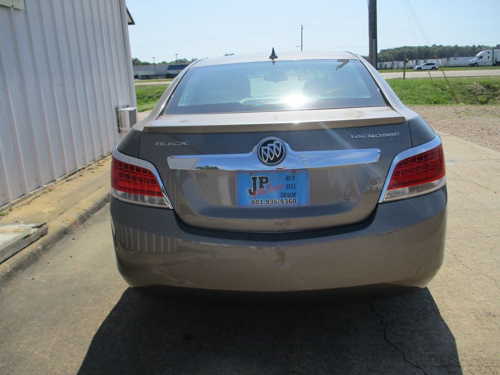 2012 Buick Lacrosse Image 4
