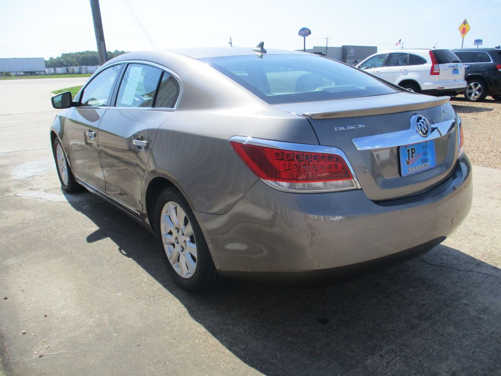 2012 Buick Lacrosse Image 5