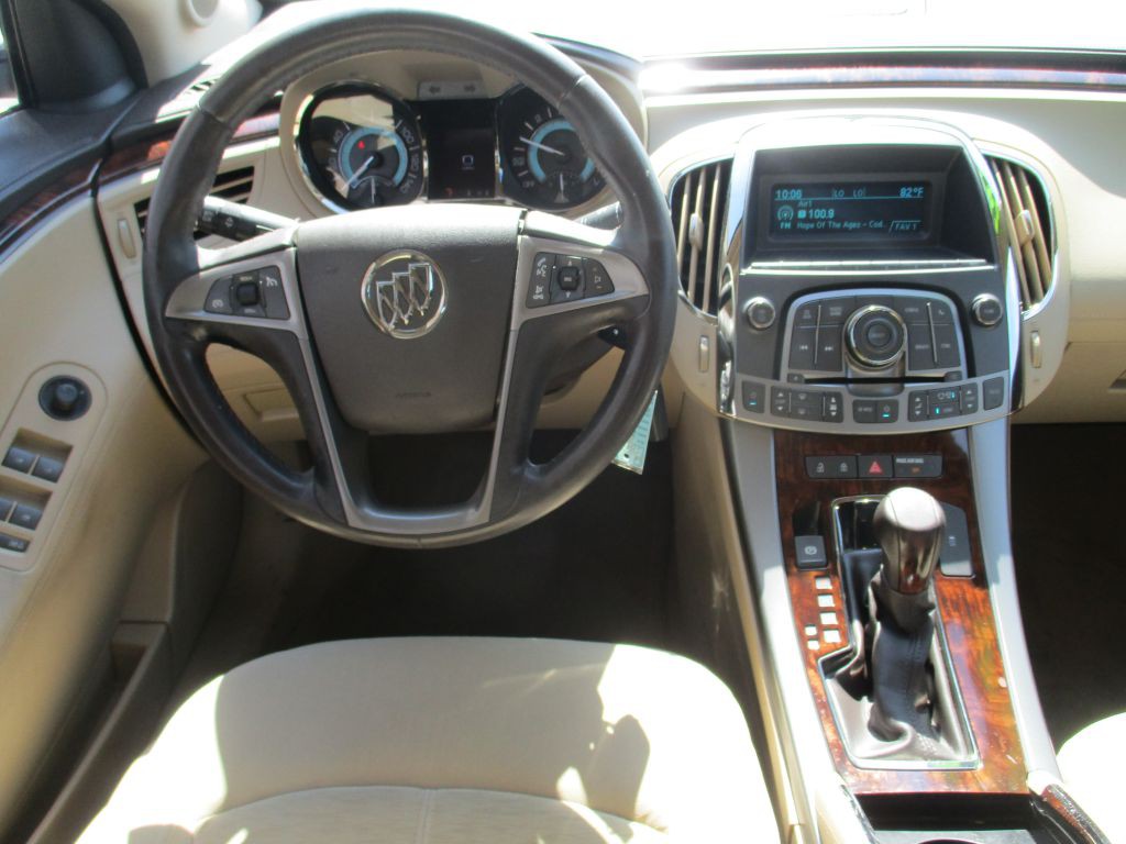2012 Buick Lacrosse Image 12
