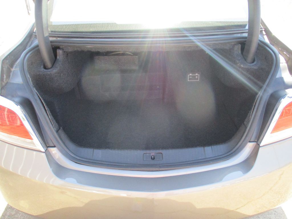 2012 Buick Lacrosse Image 19