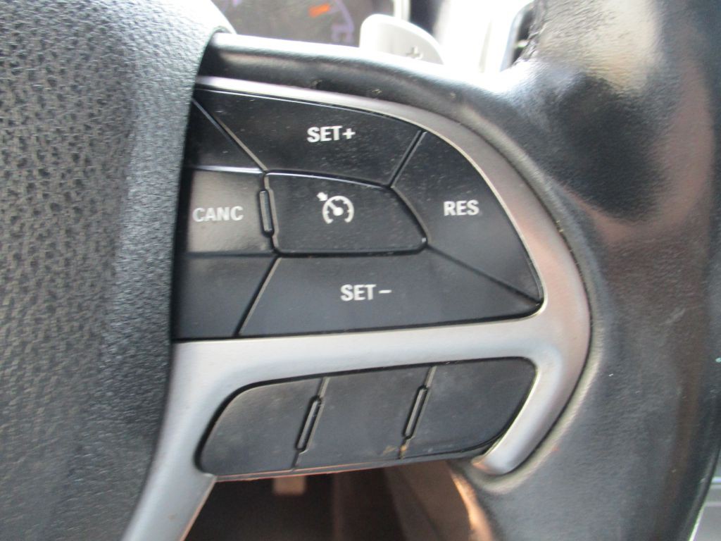 2017 Jeep Grand Cherokee Image 15