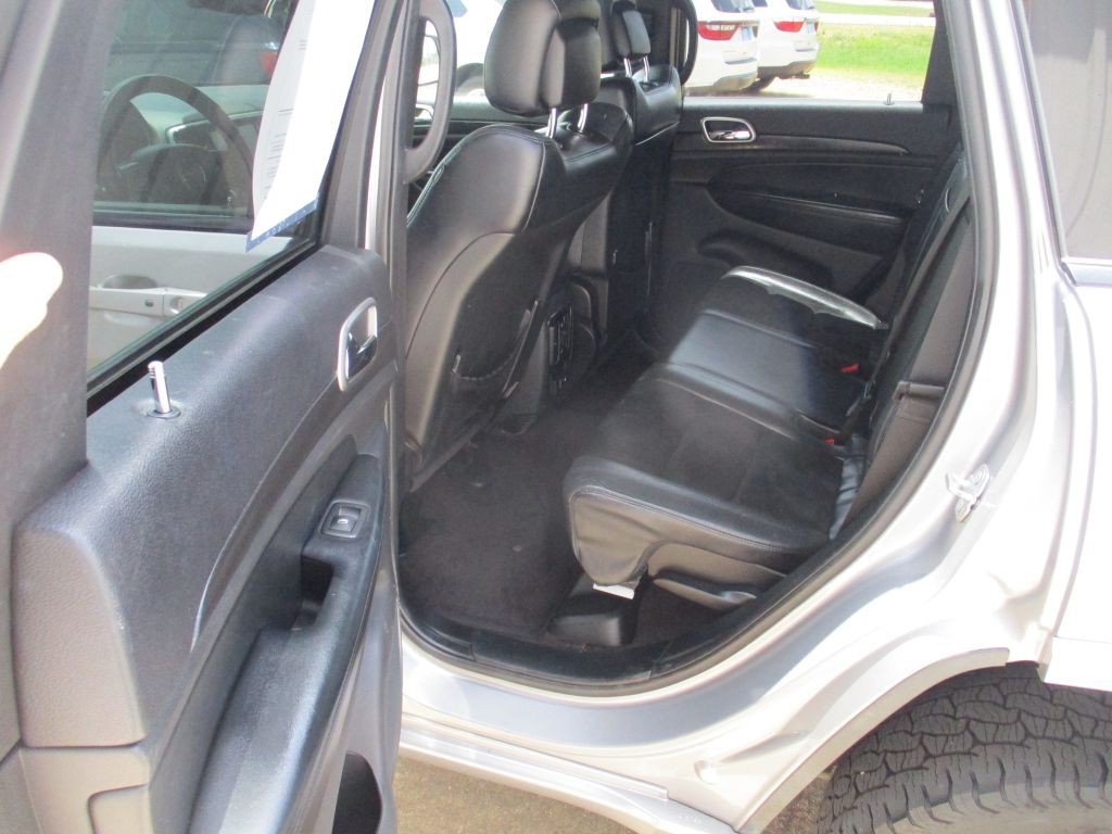 2017 Jeep Grand Cherokee Image 18