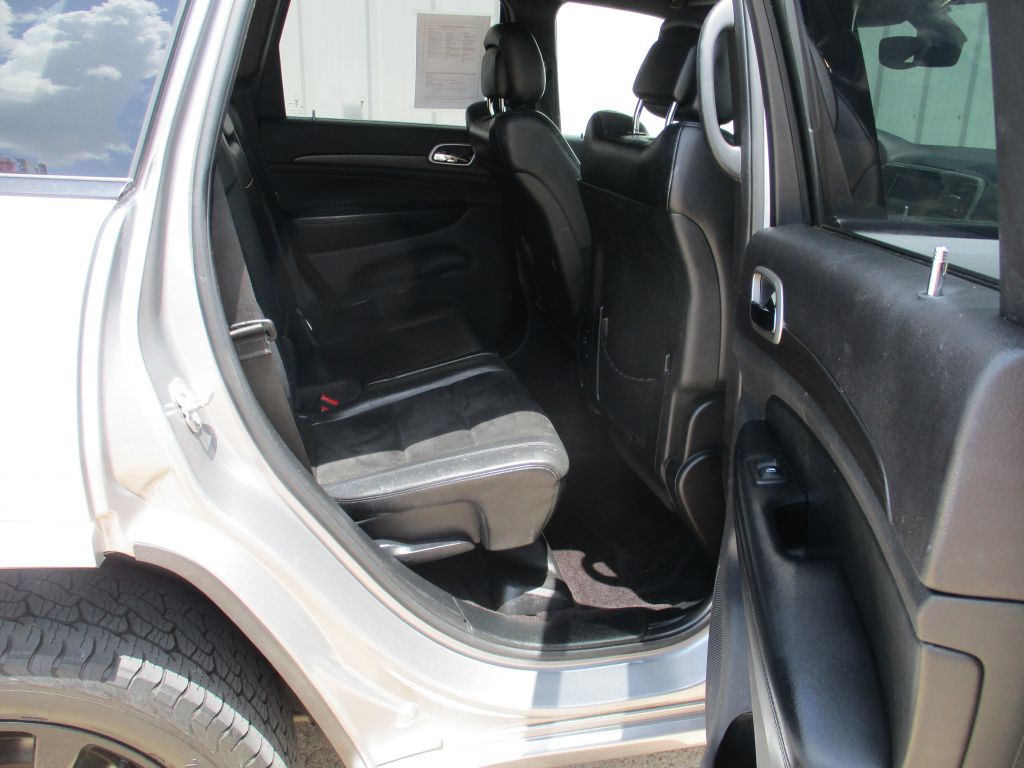 2017 Jeep Grand Cherokee Image 21