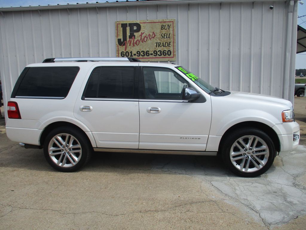 2017 Ford Expedition Image 2