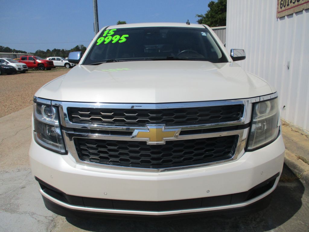 2015 Chevrolet Suburban Image 7