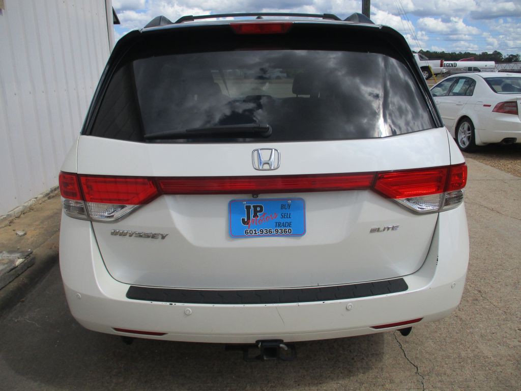 2015 Honda Odyssey Image 4