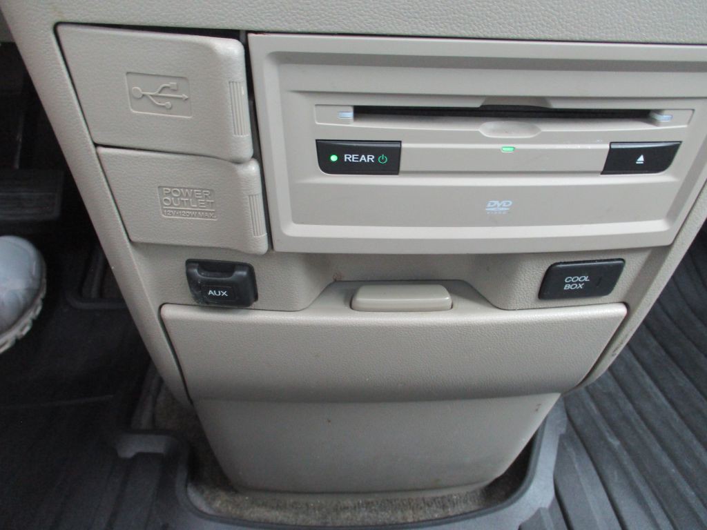 2015 Honda Odyssey Image 17