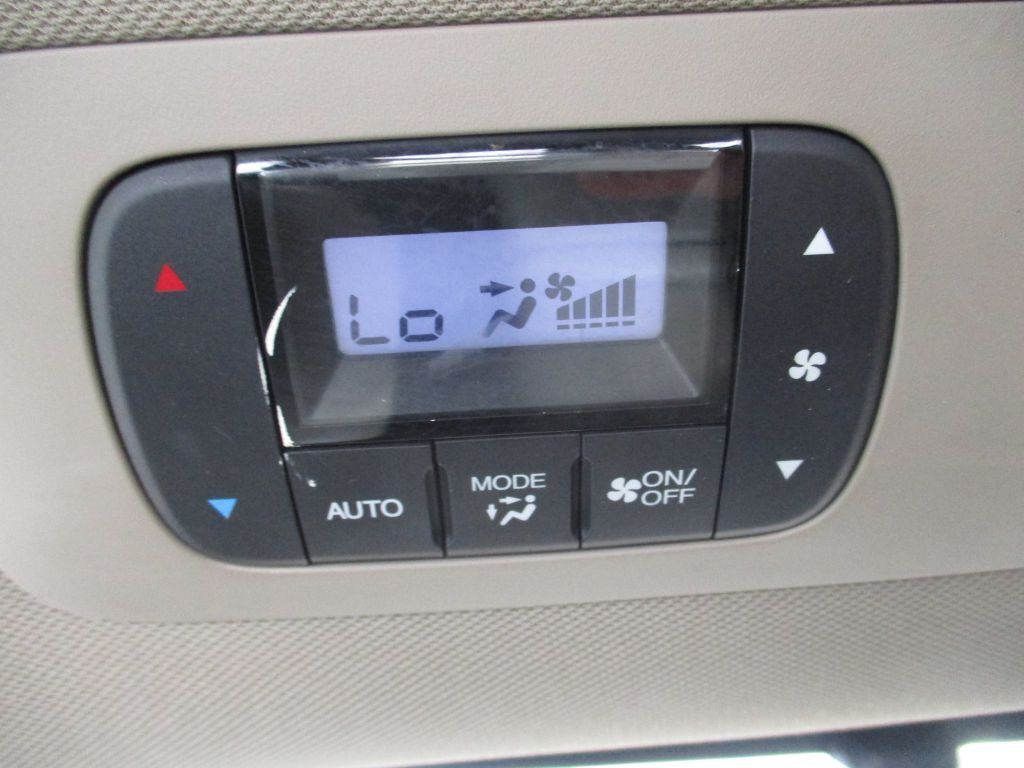 2016 Honda Odyssey Image 12
