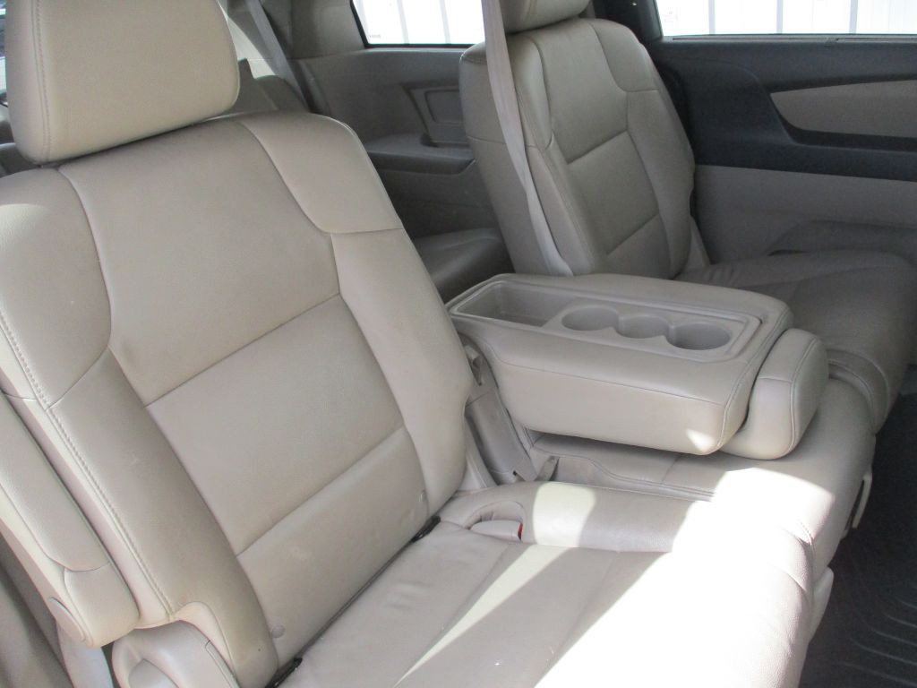 2016 Honda Odyssey Image 22