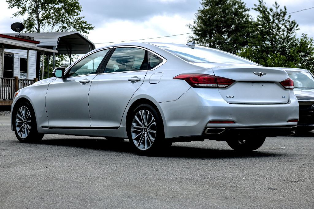 2017 Genesis G80 Image 3