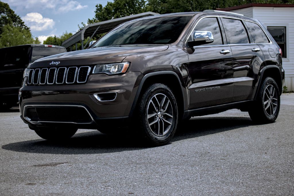 2018 Jeep Grand Cherokee Image 1