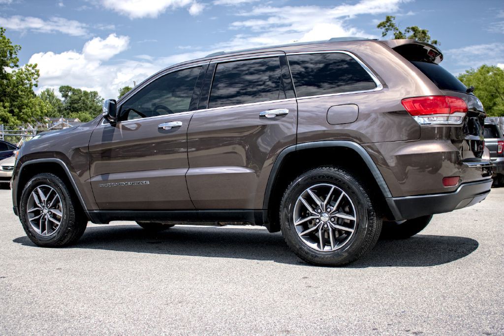 2018 Jeep Grand Cherokee Image 3