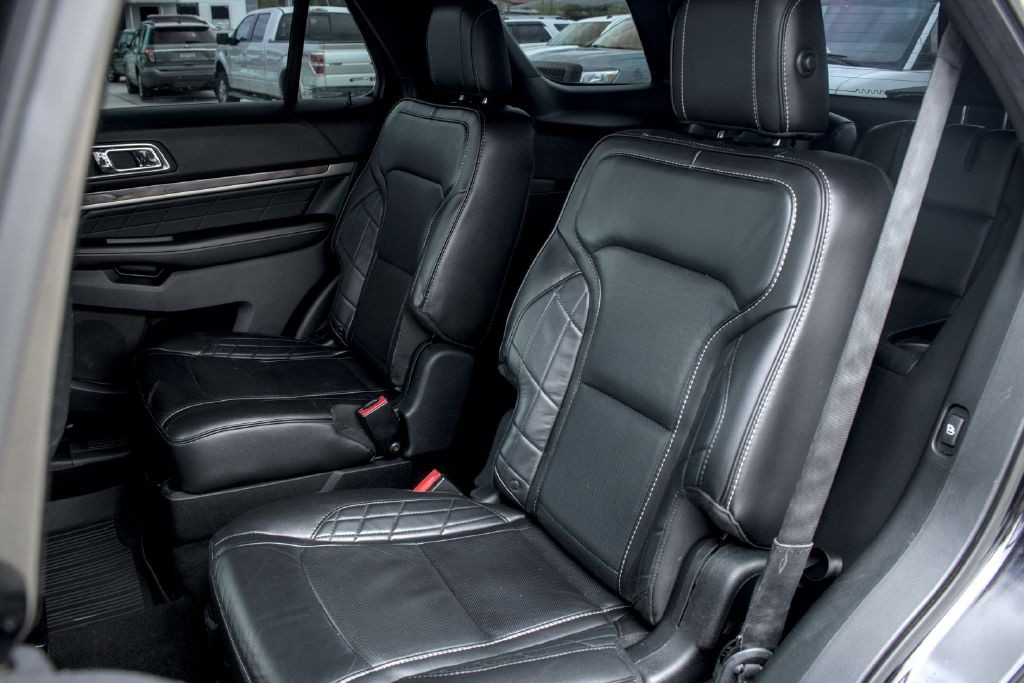 2018 Ford Explorer Image 8
