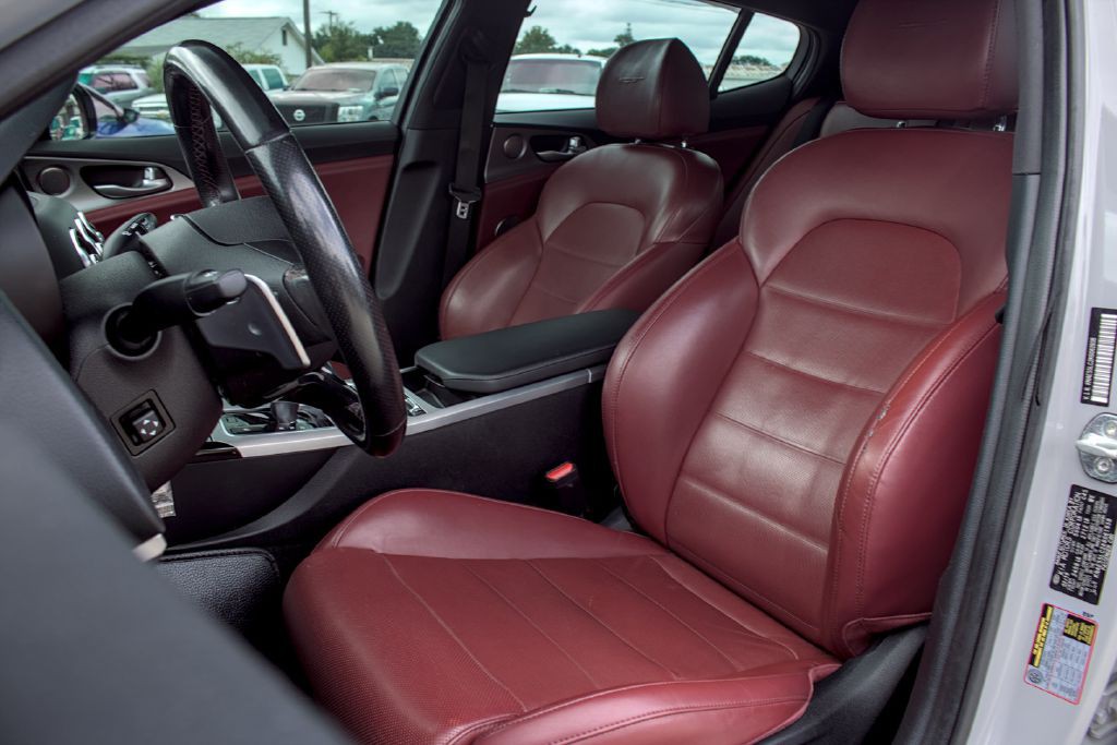 2019 Kia Stinger Image 8