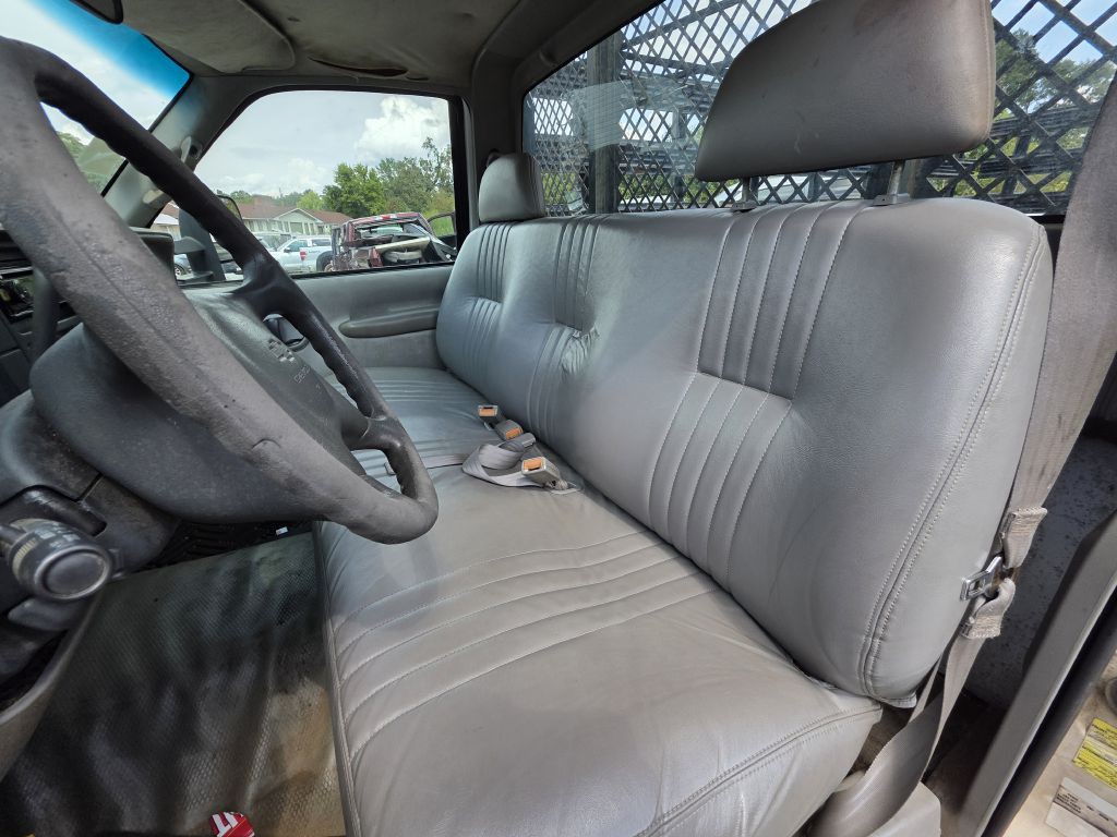 2000 Chevrolet C/K Image 6