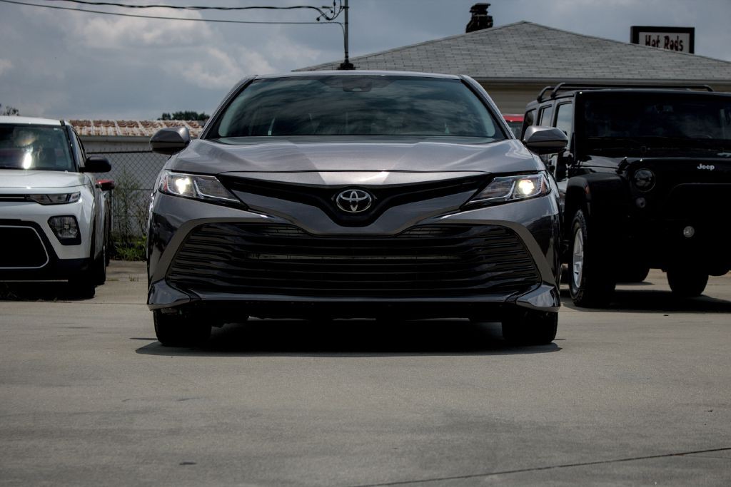 2020 Toyota Camry Image 2