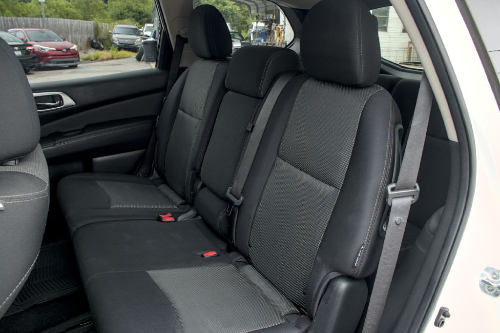 2018 Nissan Pathfinder Image 8