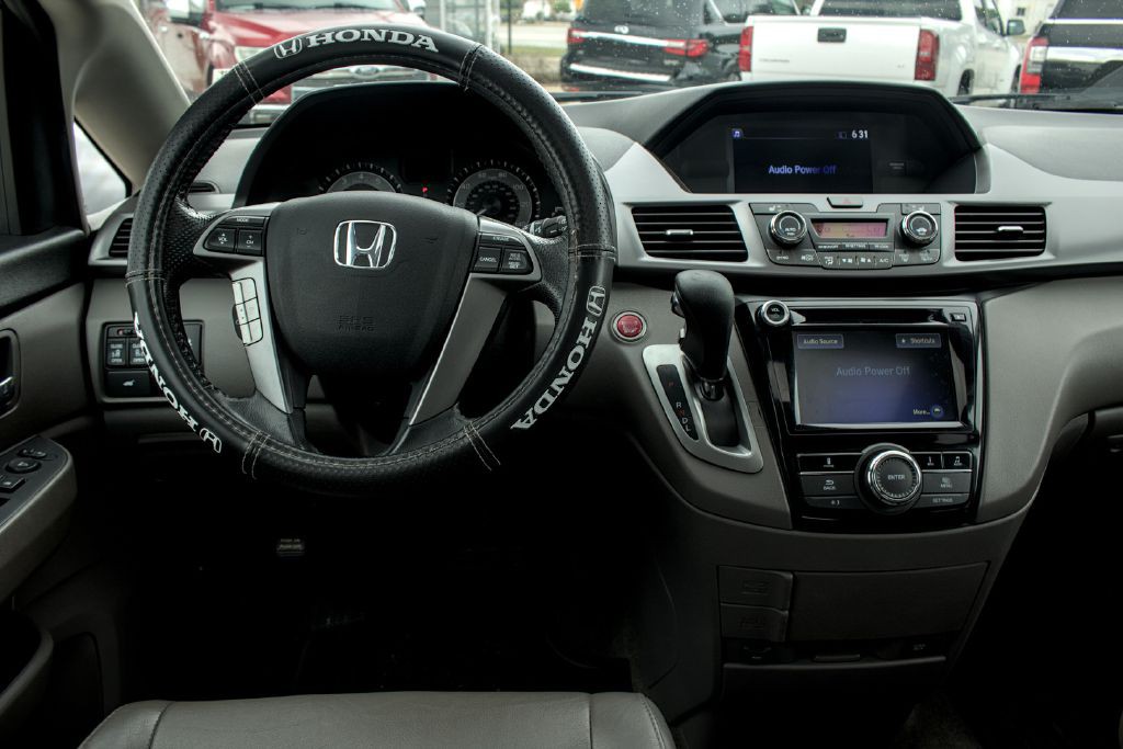 2014 Honda Odyssey Image 5