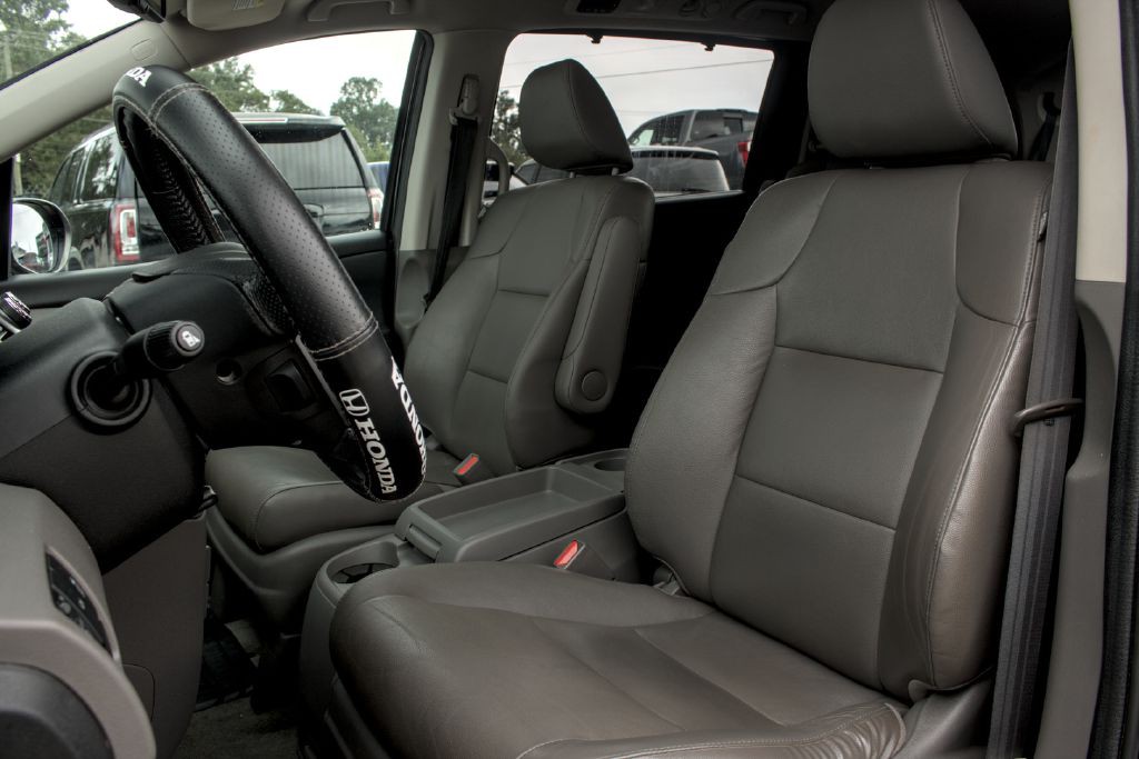 2014 Honda Odyssey Image 6