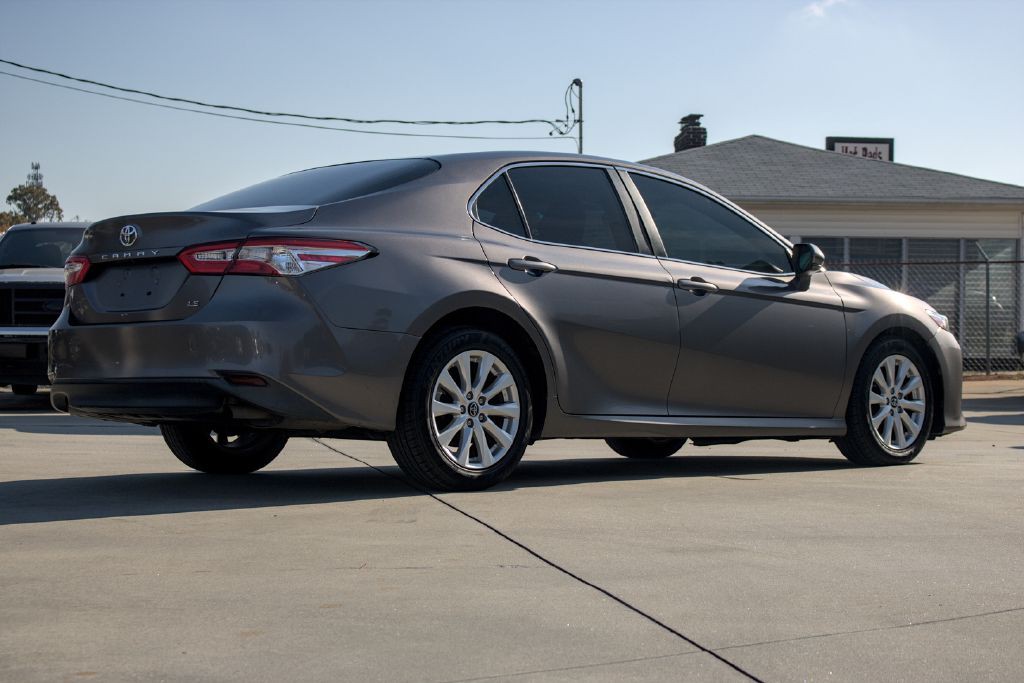 2018 Toyota Camry Image 4