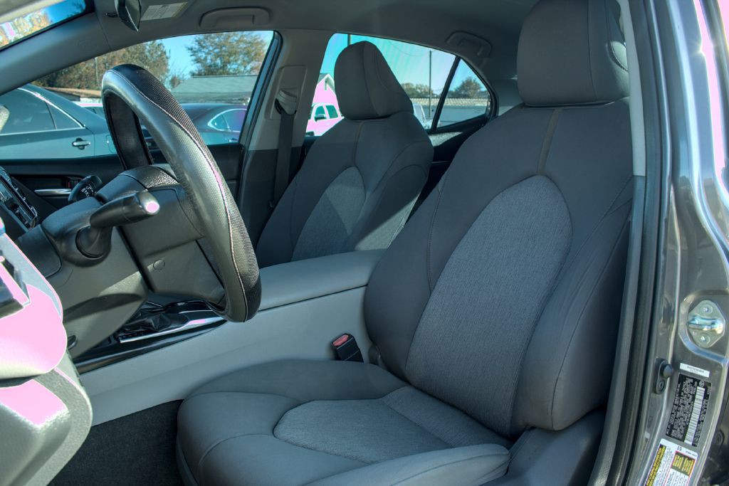 2018 Toyota Camry Image 7