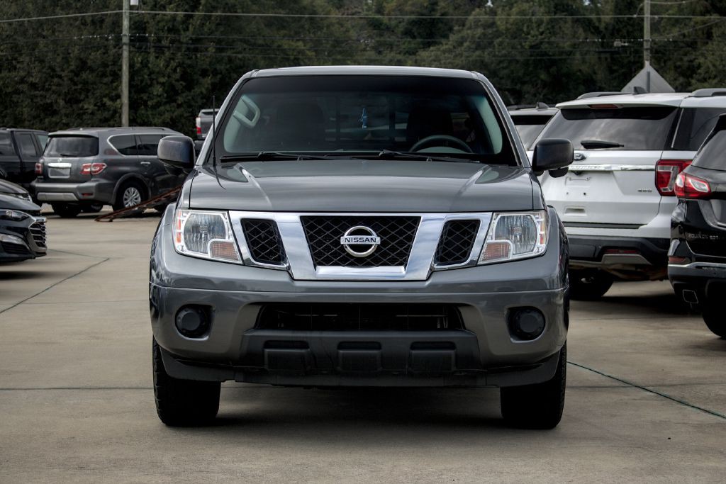 2019 Nissan Frontier Image 2