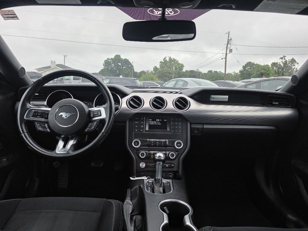 2019 Ford Mustang Image 4