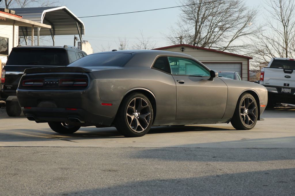 2019 Dodge Challenger Image 4