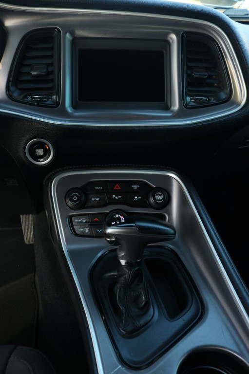 2019 Dodge Challenger Image 7