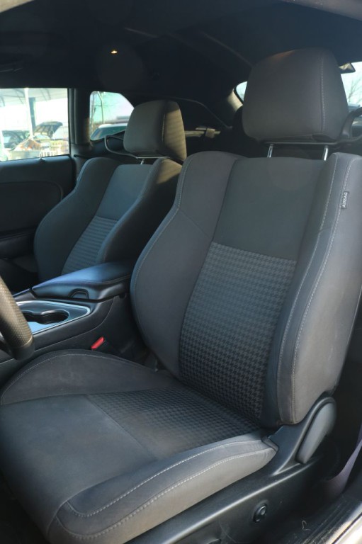 2019 Dodge Challenger Image 8