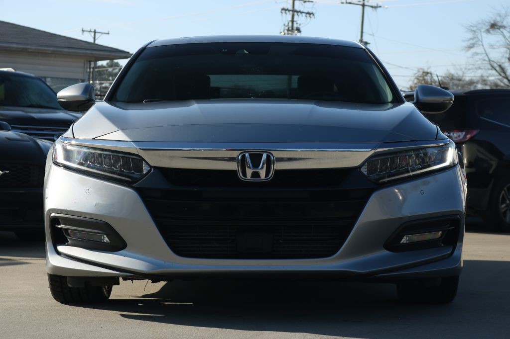 2018 Honda Accord Image 2