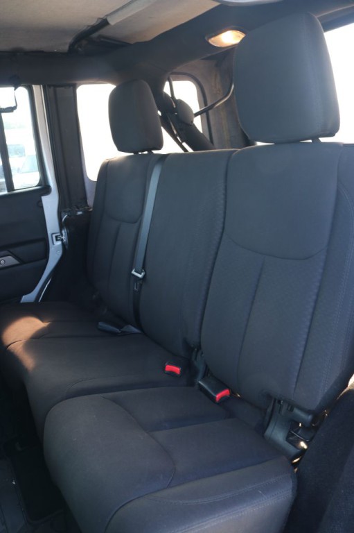 2015 Jeep Wrangler Unlimited Image 8