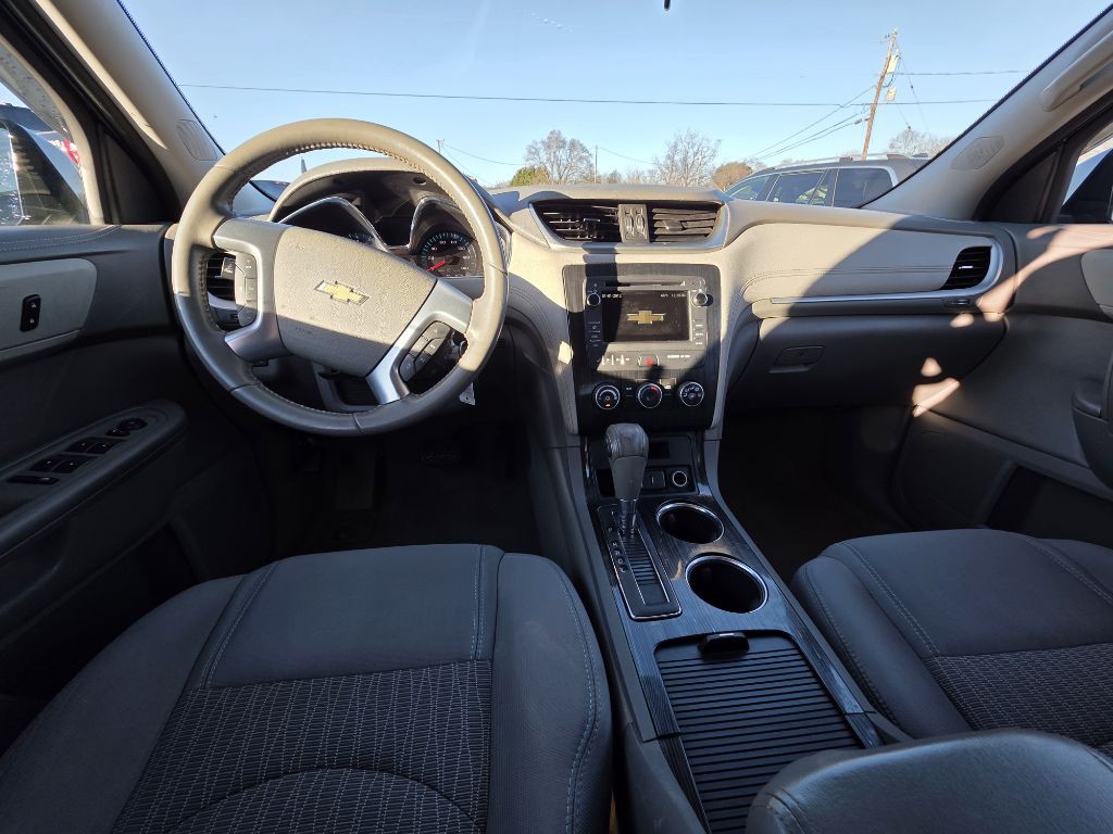 2017 Chevrolet Traverse Image 6
