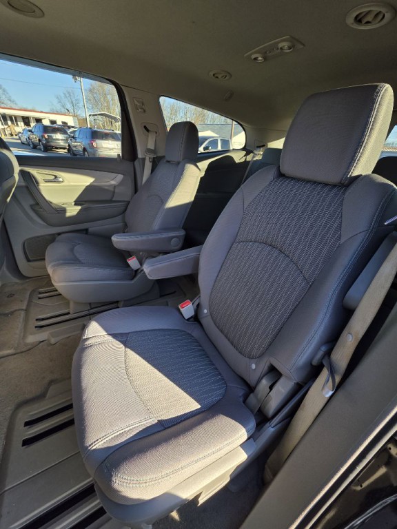 2017 Chevrolet Traverse Image 8