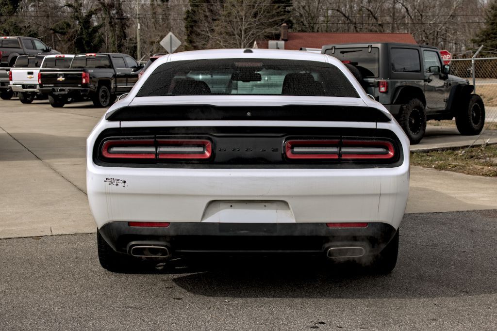 2020 Dodge Challenger Image 5
