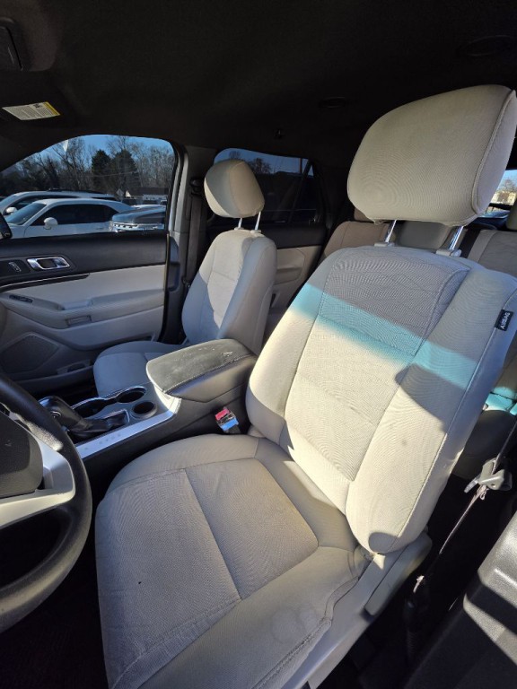 2015 Ford Explorer Image 5