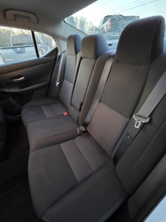 2022 Nissan Sentra Image 8