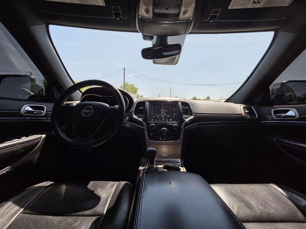 2017 Jeep Grand Cherokee Image 4