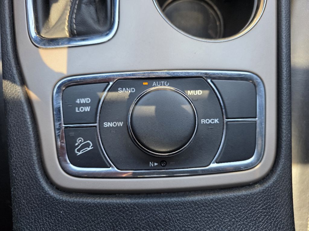 2017 Jeep Grand Cherokee Image 7