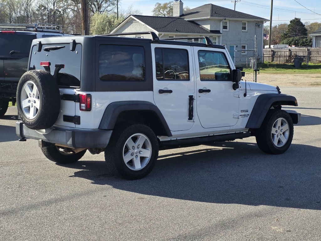 2017 Jeep Wrangler Unlimited Image 2