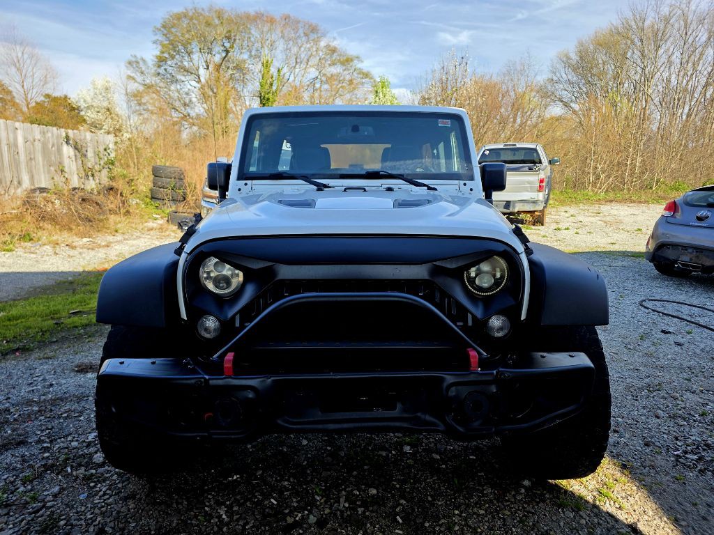 2016 Jeep Wrangler Unlimited Image 2