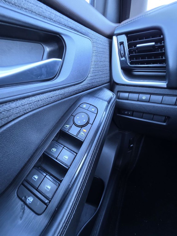 2021 Nissan Rogue Image 10