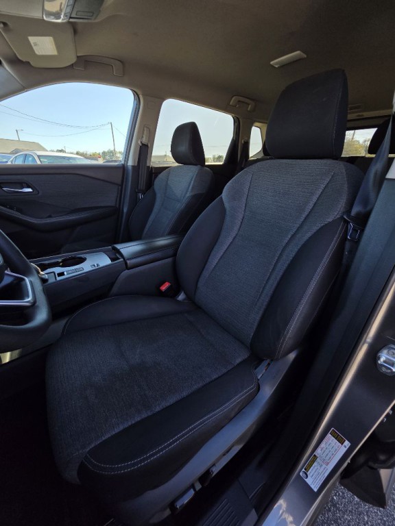 2021 Nissan Rogue Image 11