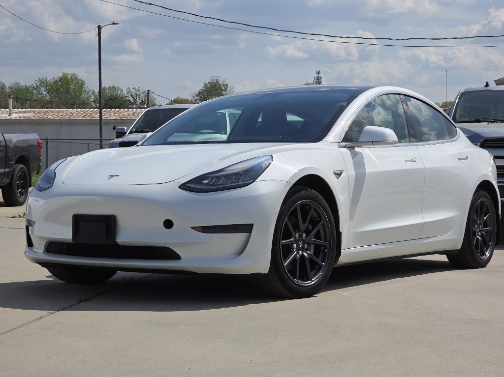 2019 Tesla Model 3 Image 1