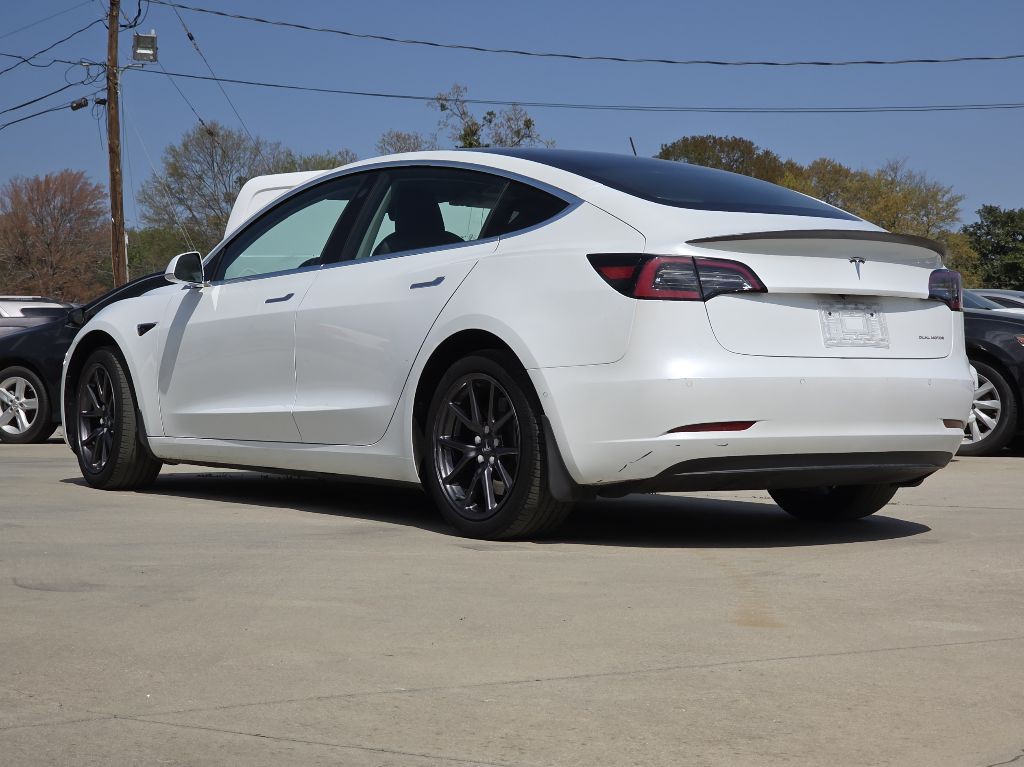 2019 Tesla Model 3 Image 4