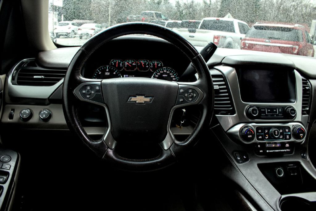 2016 Chevrolet Tahoe Image 5